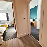 Alberton - Spacious - Newly Renovated Apartamento Bristol