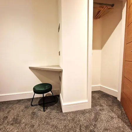 Апартаменты Alberton - Spacious - Newly Renovated *