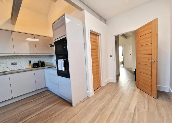 Alberton - Spacious - Newly Renovated Daire Bristol