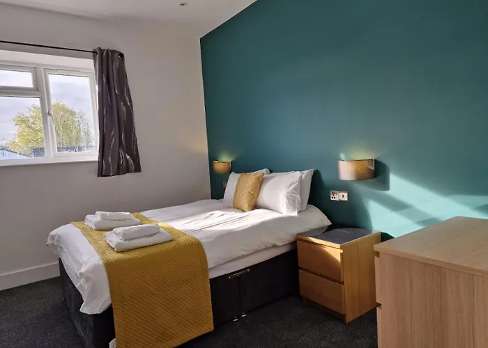 Alberton - Spacious - Newly Renovated شقة *